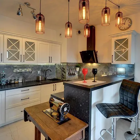 Apartment Lodz4rent - Premium 9,7 - Manufaktura - Garaz - Ziemia Obiecana 2026 Lodz