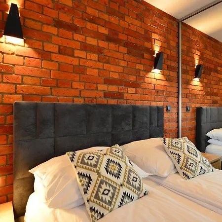Lodz4rent - Klimatyzacja - Premium 9,7 - Manufaktura - Garaż - Audioriver 2026 Apartament *
