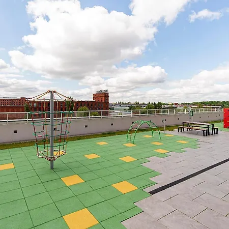 Apartament Lodz4rent - Klimatyzacja - Premium 9,7 - Manufaktura - Garaż - Audioriver 2026