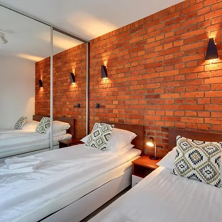 Lodz4rent - Klimatyzacja - Premium 9,7 - Manufaktura - Garaż - Audioriver 2026 Apartament