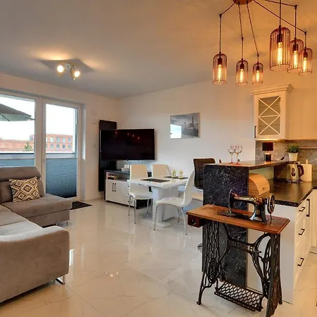 Apartament Lodz4rent - Klimatyzacja - Premium 9,7 - Manufaktura - Garaż - Audioriver 2026 *