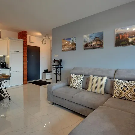 Apartament Lodz4rent - Klimatyzacja - Premium 9,7 - Manufaktura - Garaż - Audioriver 2026 Łódź