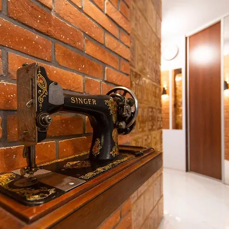 Lodz4rent - Klimatyzacja - Premium 9,7 - Manufaktura - Garaż - Audioriver 2026 Apartament Łódź