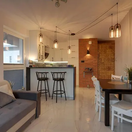 Apartament Lodz4rent - Klimatyzacja - Premium 9,7 - Manufaktura - Garaż - Audioriver 2026