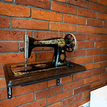 Apartament Lodz4rent - Klimatyzacja - Premium 9,7 - Manufaktura - Garaż - Audioriver 2026 *