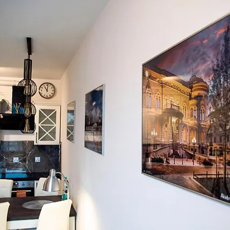 Lodz4rent - Premium 9,7 - Manufaktura - Garaz - Ziemia Obiecana 2026 * Lodz