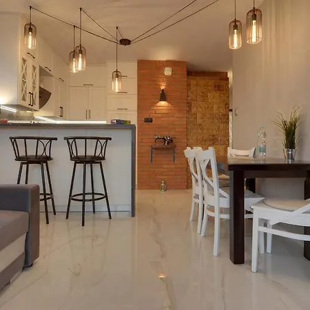 Lodz4rent - Klimatyzacja - Premium 9,7 - Manufaktura - Garaż - Audioriver 2026 Apartament