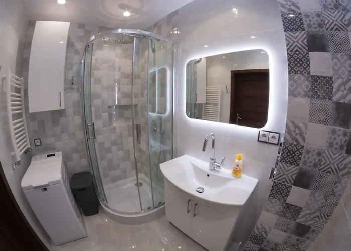 شقة Lodz4rent - Premium 9,7 - Manufaktura - Garaz - Ziemia Obiecana 2026 وودج