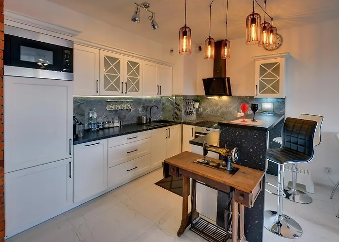 Lodz4rent - Premium 9,7 - Manufaktura - Garaz - Ziemia Obiecana 2026 *