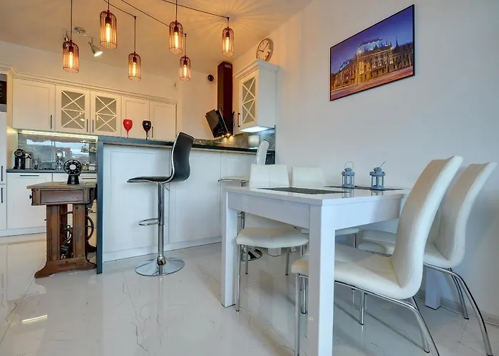 Lodz4rent - Premium 9,7 - Manufaktura - Garaz - Ziemia Obiecana 2026 وودج