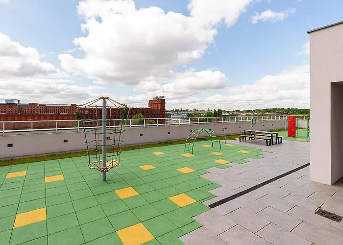 شقة Lodz4rent - Premium 9,7 - Manufaktura - Garaz - Ziemia Obiecana 2026