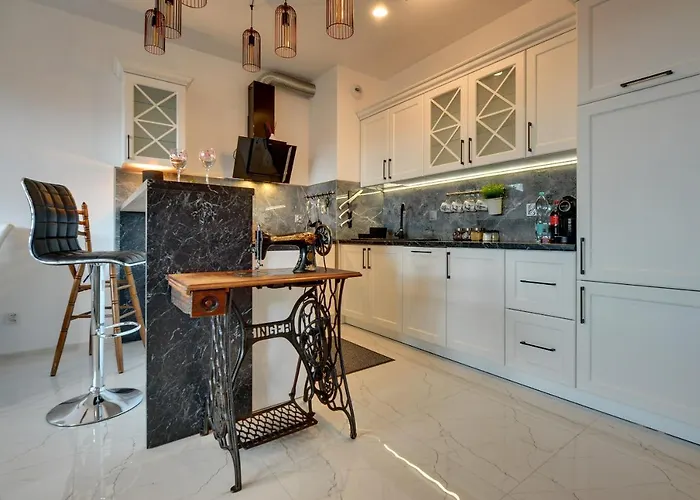 Lodz4rent - Premium 9,7 - Manufaktura - Garaz - Ziemia Obiecana 2026 * وودج