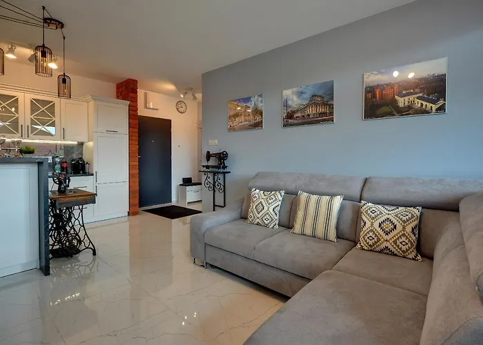 شقة Lodz4rent - Premium 9,7 - Manufaktura - Garaz - Ziemia Obiecana 2026 وودج