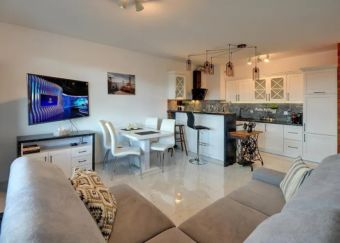 Lodz4rent - Premium 9,7 - Manufaktura - Garaz - Ziemia Obiecana 2026 * وودج