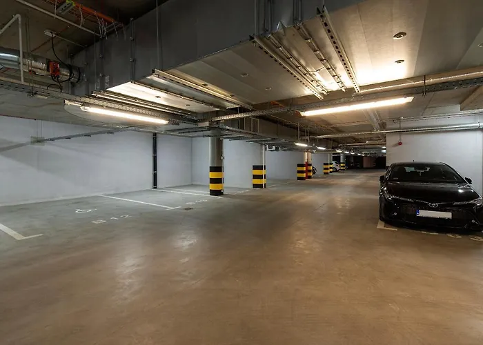 Lodz4rent - Premium 9,7 - Manufaktura - Garaz - Ziemia Obiecana 2026 شقة *