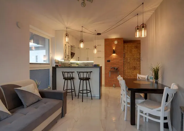 شقة Lodz4rent - Premium 9,7 - Manufaktura - Garaz - Ziemia Obiecana 2026