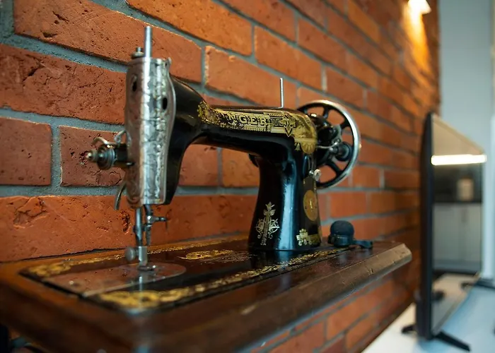 شقة Lodz4rent - Premium 9,7 - Manufaktura - Garaz - Ziemia Obiecana 2026 *