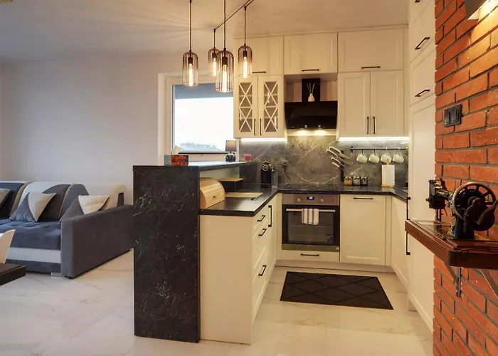 شقة Lodz4rent - Premium 9,7 - Manufaktura - Garaz - Ziemia Obiecana 2026 *