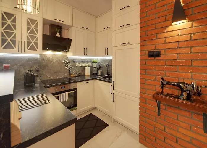 Lodz4rent - Premium 9,7 - Manufaktura - Garaz - Ziemia Obiecana 2026 شقة *